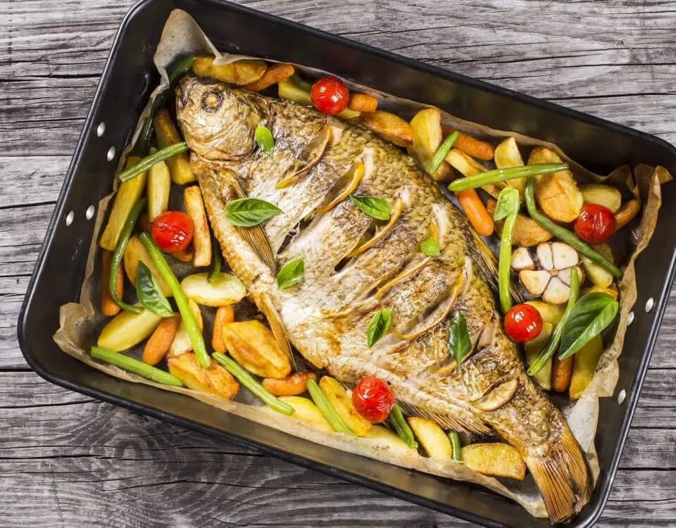 CARPE FARCIE AVEC DES LEGUMES