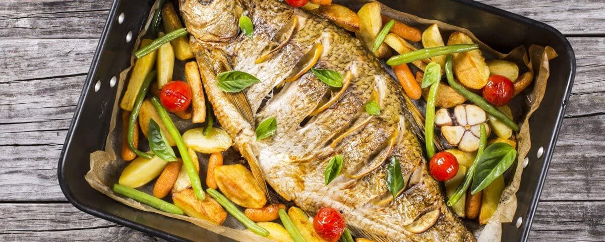 CARPE FARCIE AVEC DES LEGUMES